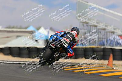 media/Oct-08-2022-SoCal Trackdays (Sat) [[1fc3beec89]]/Turn 16 (125pm)/